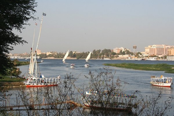 Living in Luxor - Sailing
