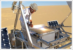 Markus Kayser and his Solar Sinter in Egypt's Sahara desert